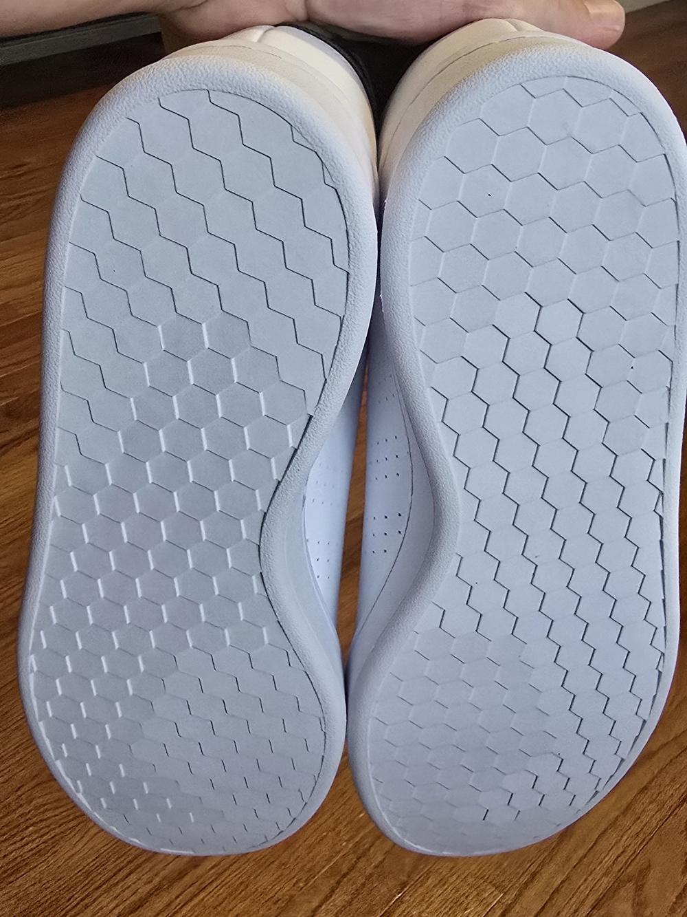 Adidas Advantage Cloud Mens White And Navy Men’s Tennis Shoes - Picture 4 of 5